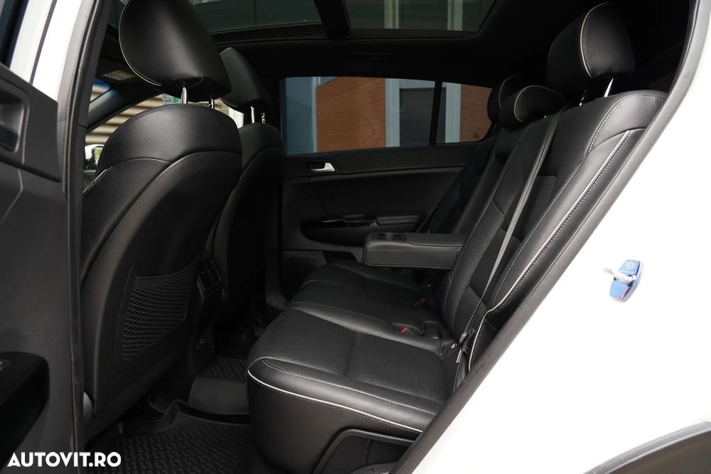 Kia Sportage 2,0 CRDI AWD Aut. GT Line - 8