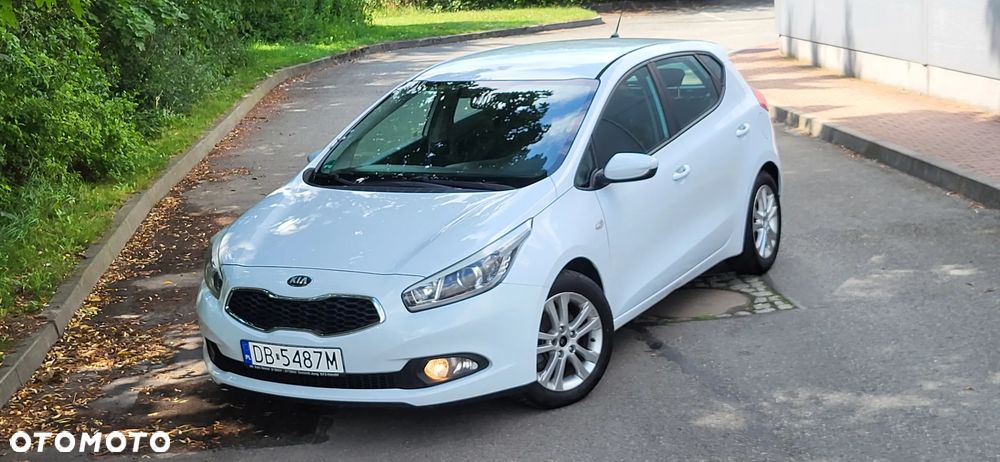 Kia Ceed 1.6 GDI Fifa World Cup Edition - 8