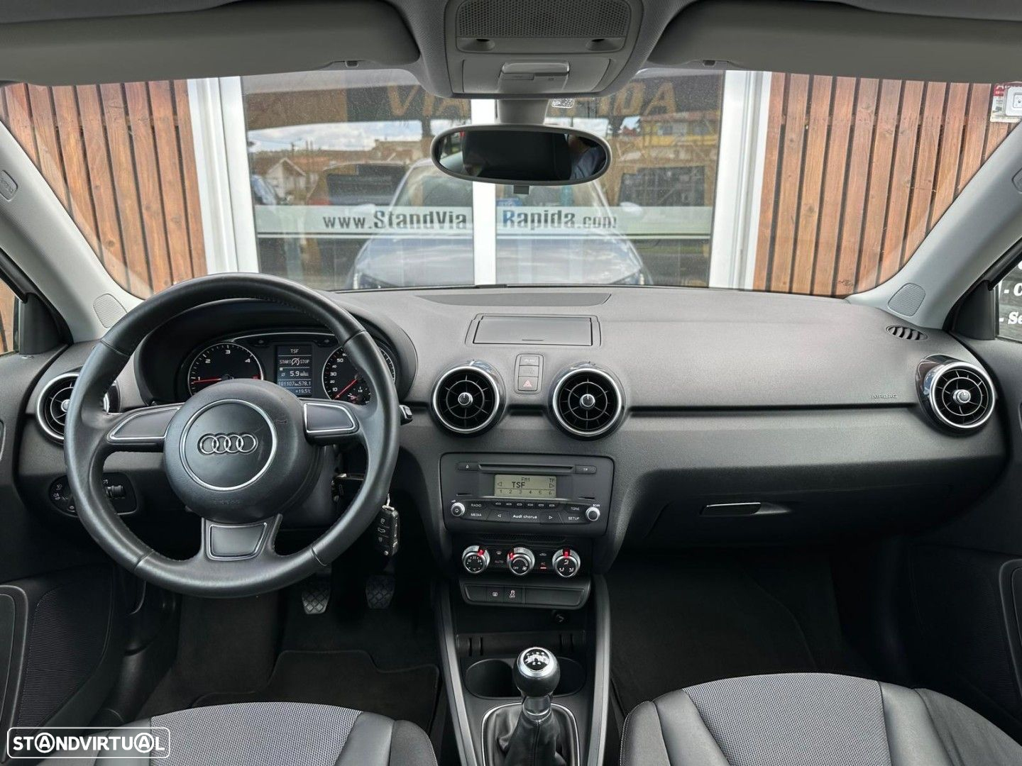 Audi A1 1.6 TDI Advance - 31