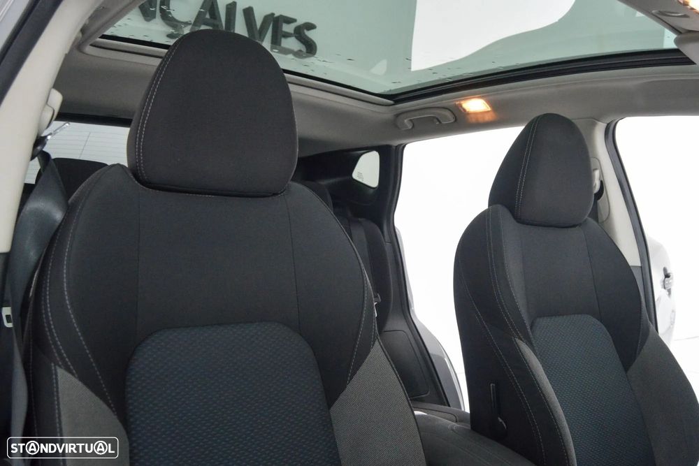 Nissan Qashqai 1.6 dCi N-Connecta - 10