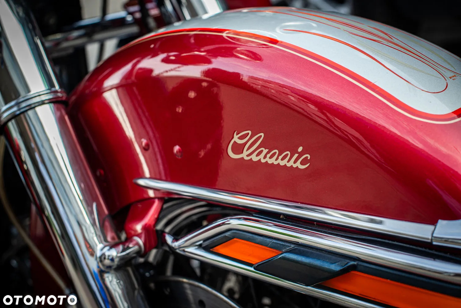 Harley-Davidson FLH Electra Glide - 13