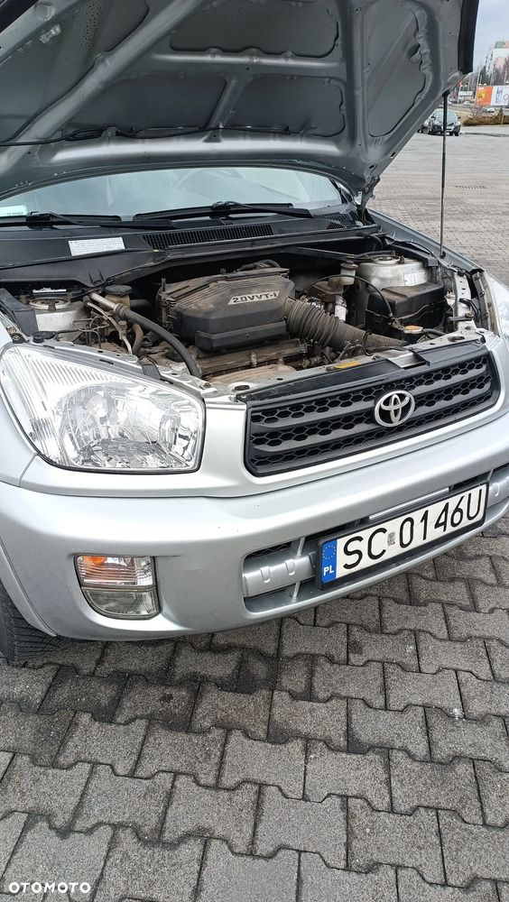 Toyota RAV4 - 5