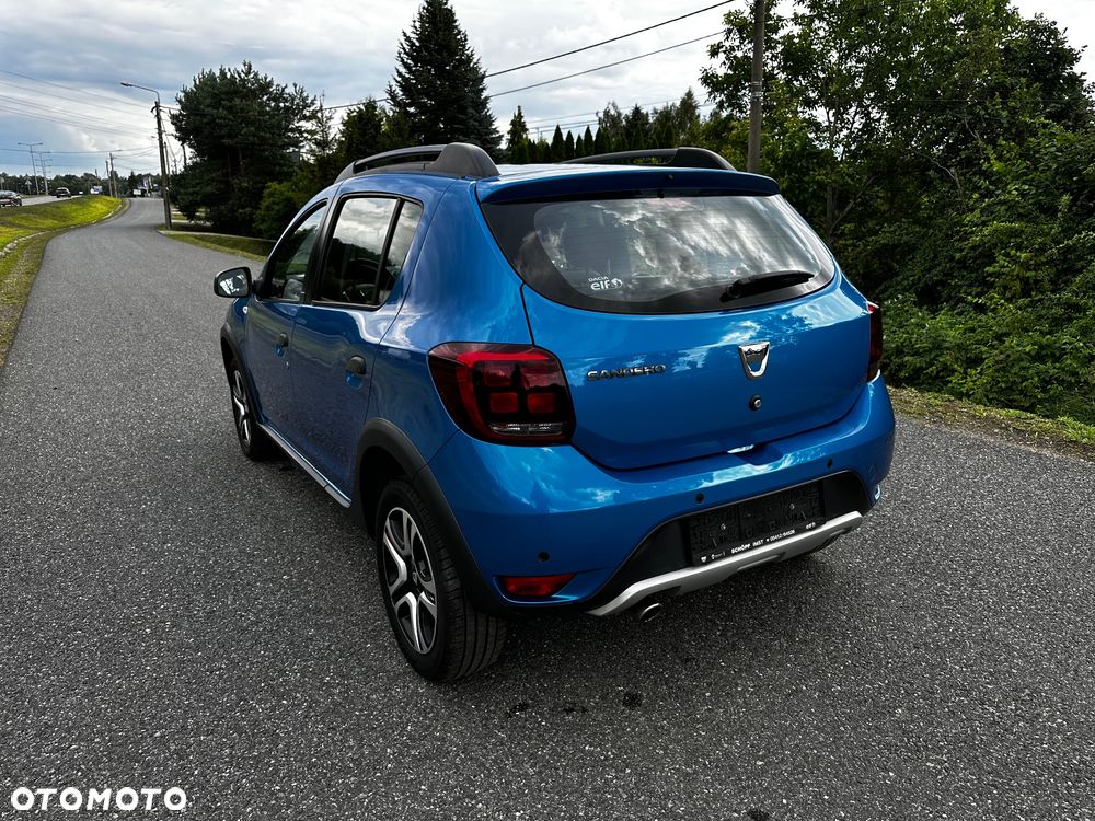Dacia Sandero Stepway TCe 90 (S&S) Celebration - 14