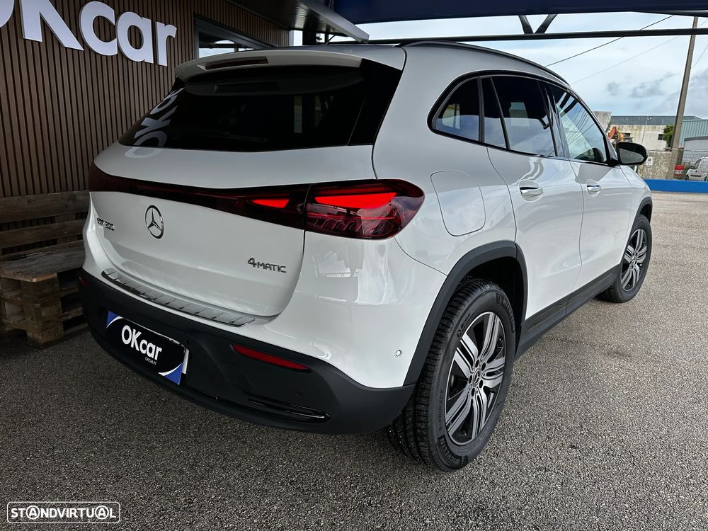Mercedes-Benz EQA 300 4Matic Electric Art - 11