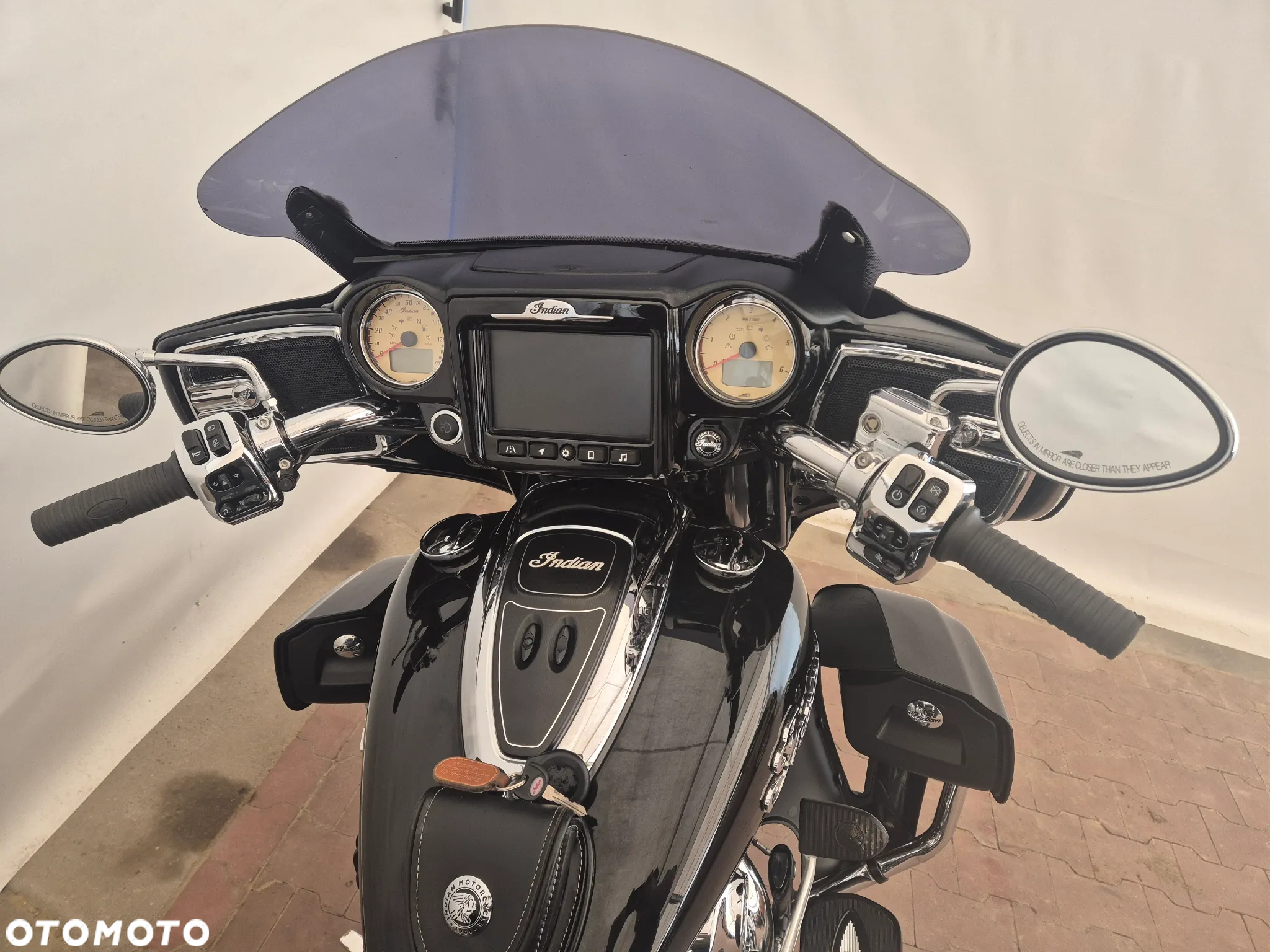 Indian Roadmaster - 6