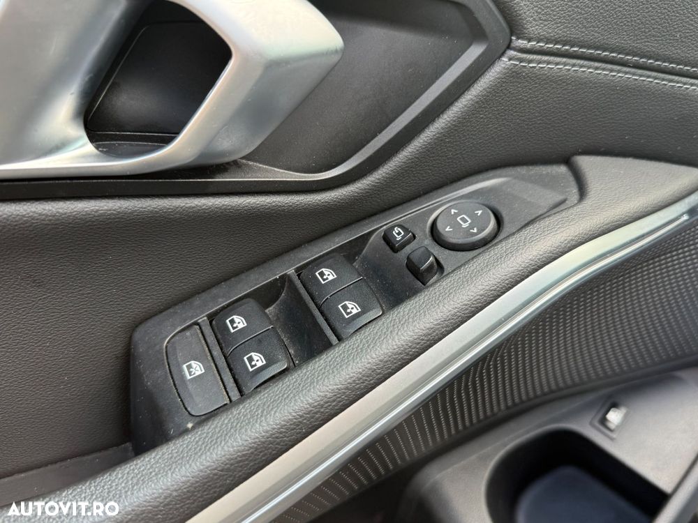 BMW Seria 3 330e AT PHEV - 12
