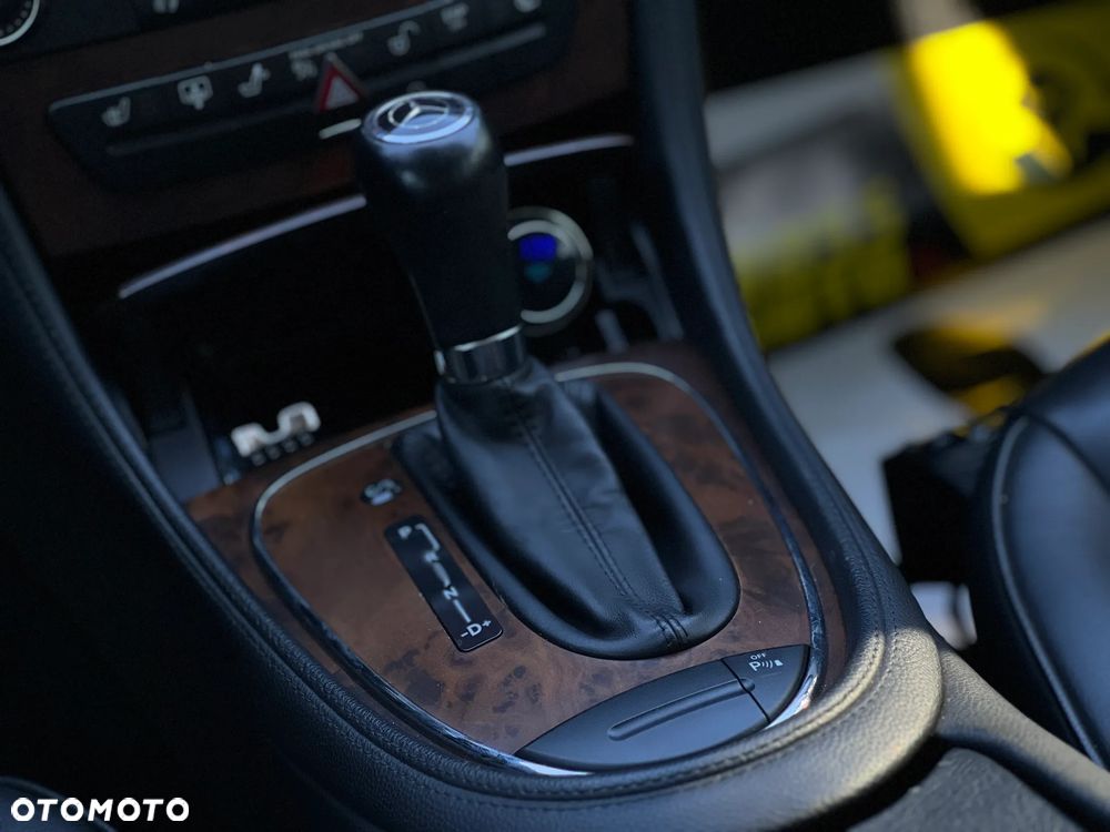 Mercedes-Benz CLS - 22