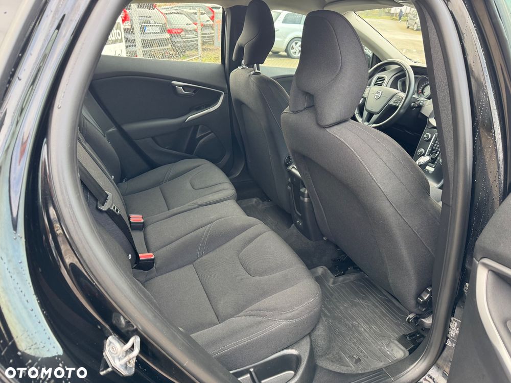 Volvo V40 D2 Drive-E Kinetic - 22