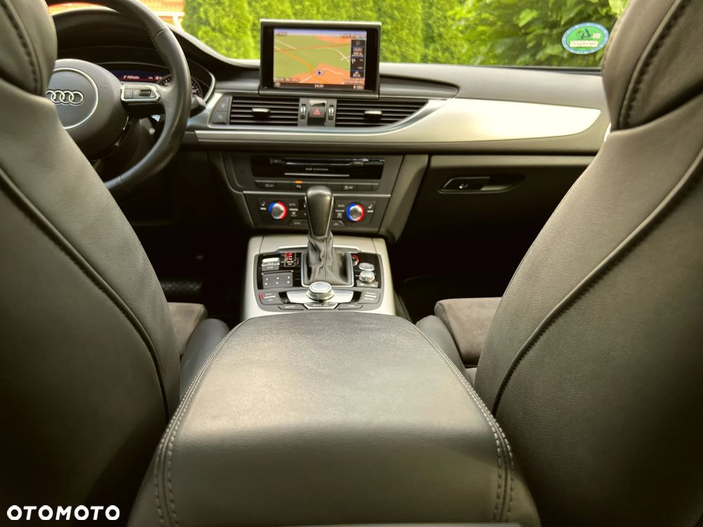 Audi A6 Avant 2.0 TDI Ultra S tronic - 29