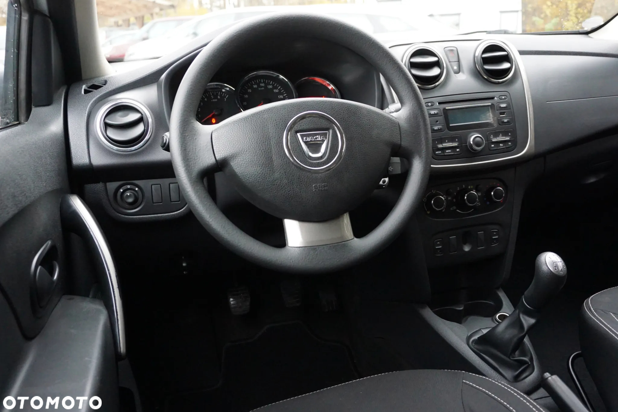 Dacia Logan MCV 1.2 16V Ambiance - 11
