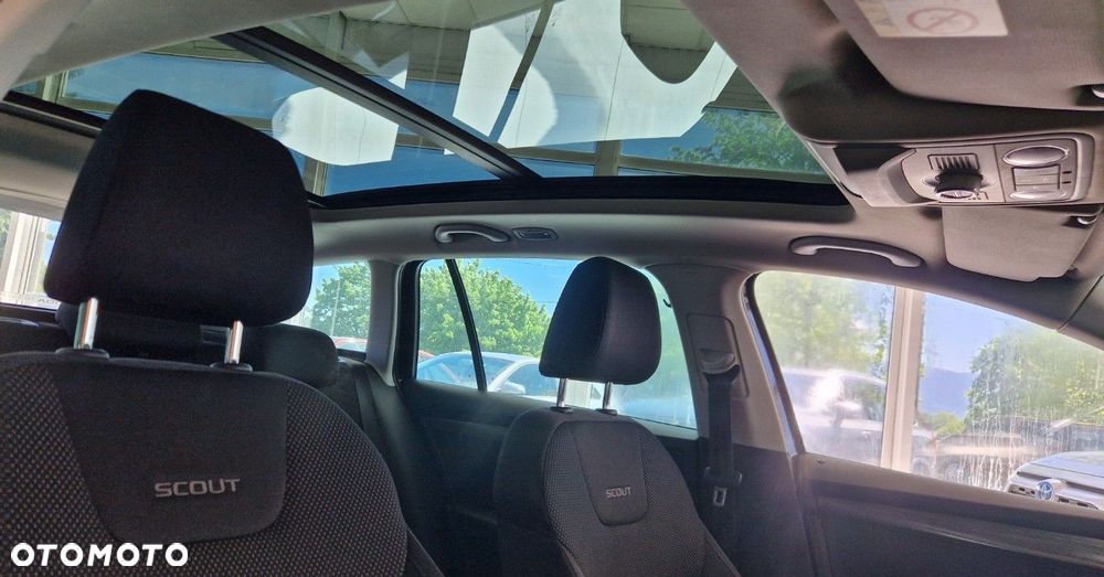 Skoda Octavia Scout 2.0 TDI 4x4 DSG - 26