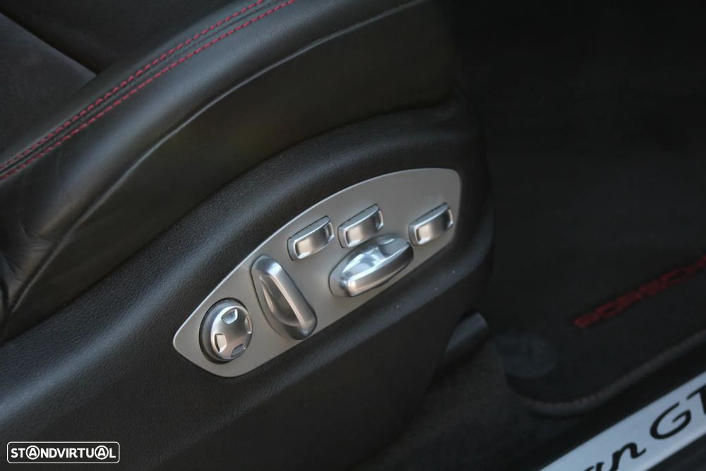 Porsche Macan GTS PDK - 30