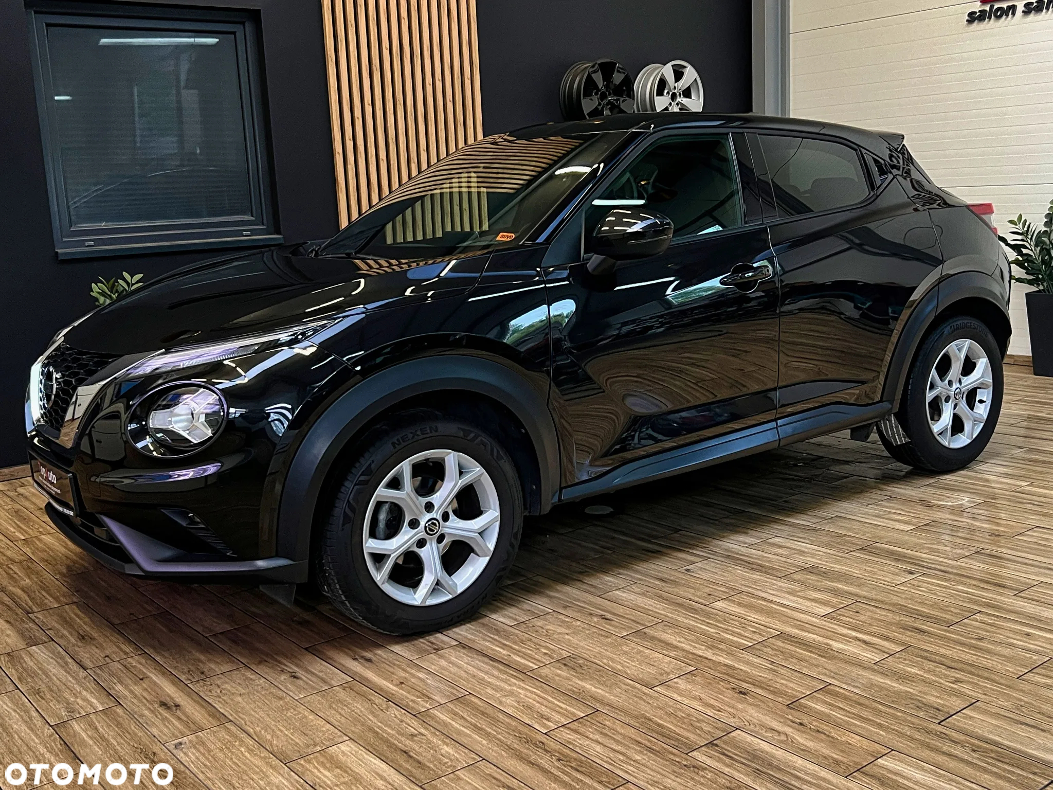 Nissan Juke 1.0 DIG-T DCT N-Connecta - 13