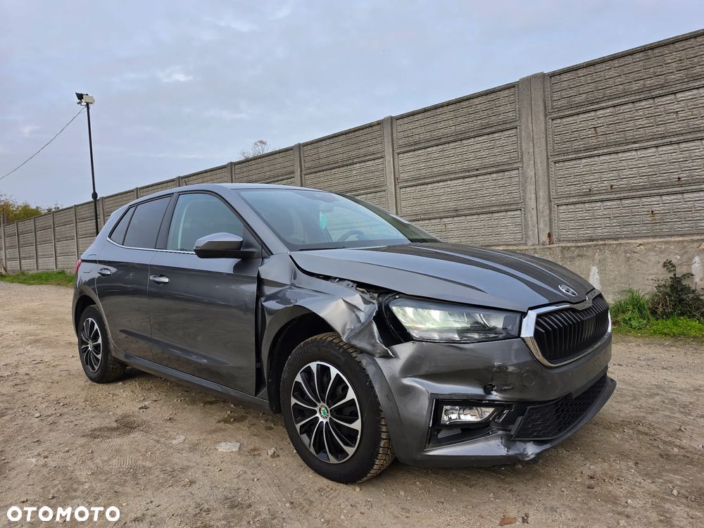 Skoda Fabia 2022 photo 2
