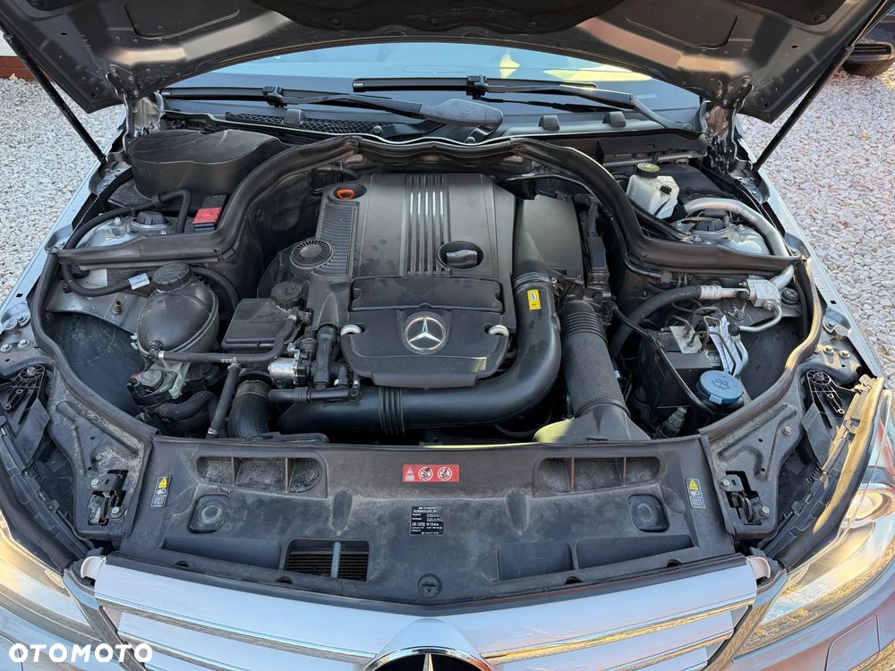 Mercedes-Benz Klasa C 200 (BlueEFFICIENCY) 7G-TRONIC Avantgarde - 24