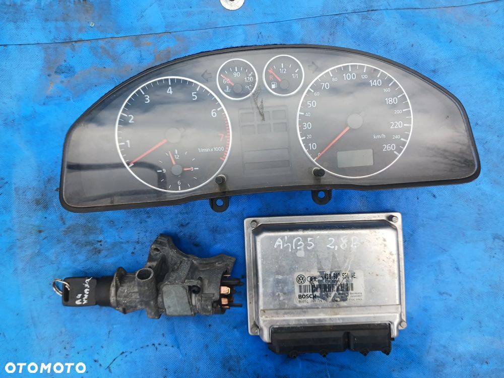 Zestaw startowy do odpalenia Audi A4 B5 2.8B Sterownik silnika 4D0907551AE Licznik 8D0919861C Stacyjka kluczyk - 1