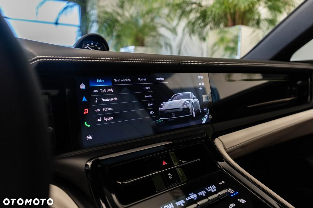 Porsche Panamera 4 E-Hybrid - 23