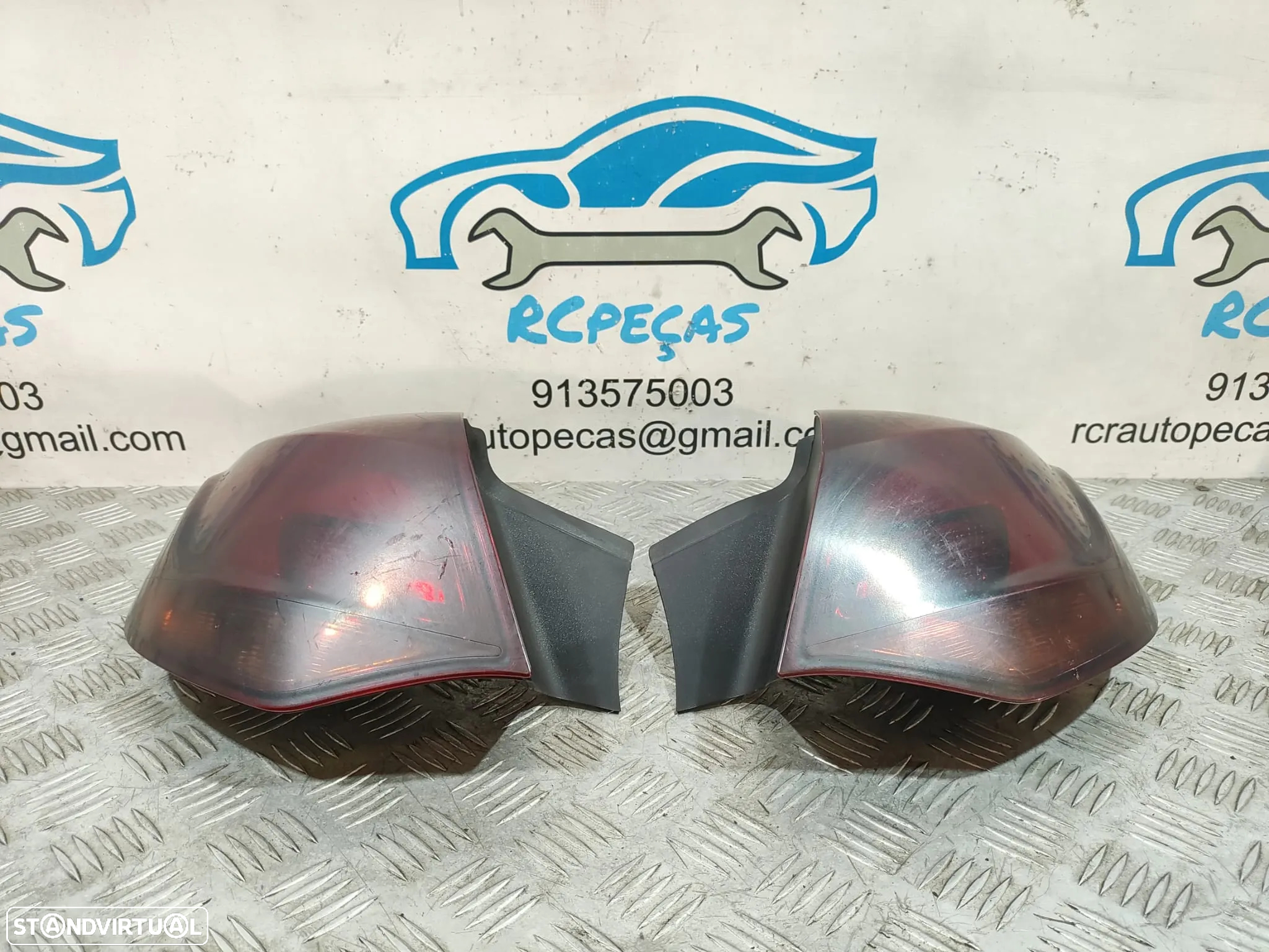 Conjunto Farolins Opel Astra J 13306454 13306453 - 2