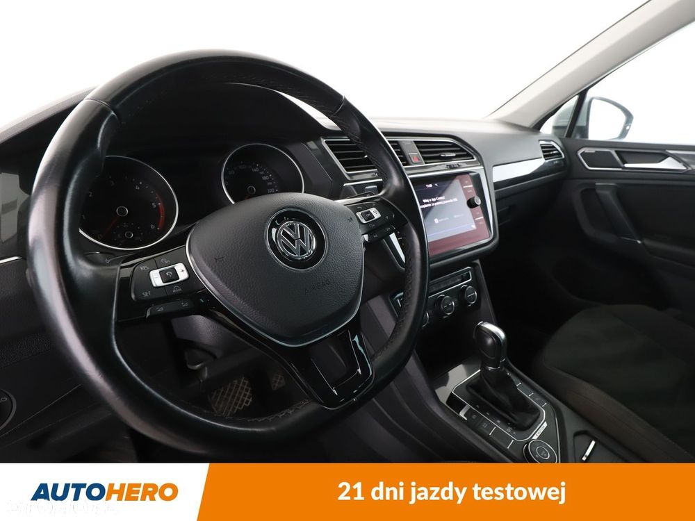 Volkswagen Tiguan - 11