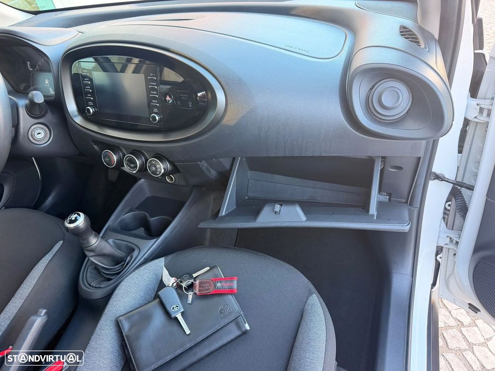 Toyota Aygo x-play - 41