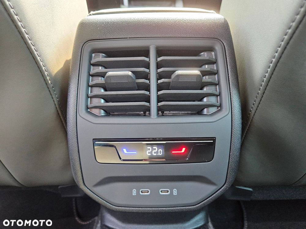 Cupra Leon Sportstourer 2.0 TSI 4Drive VZ DSG - 24