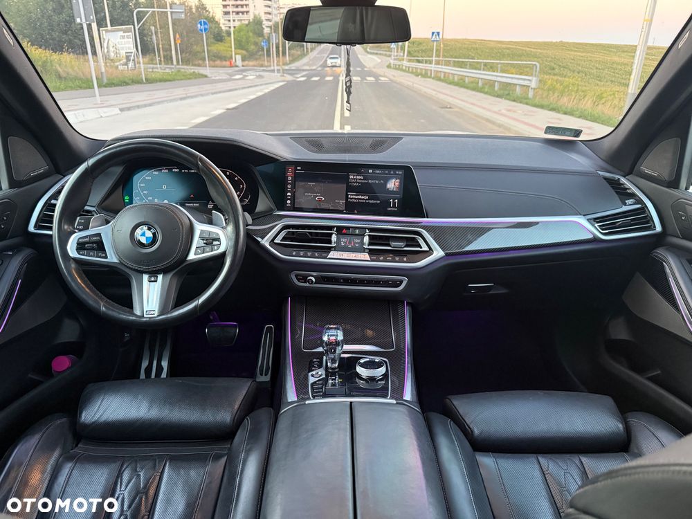 BMW X5 M M50i - 19