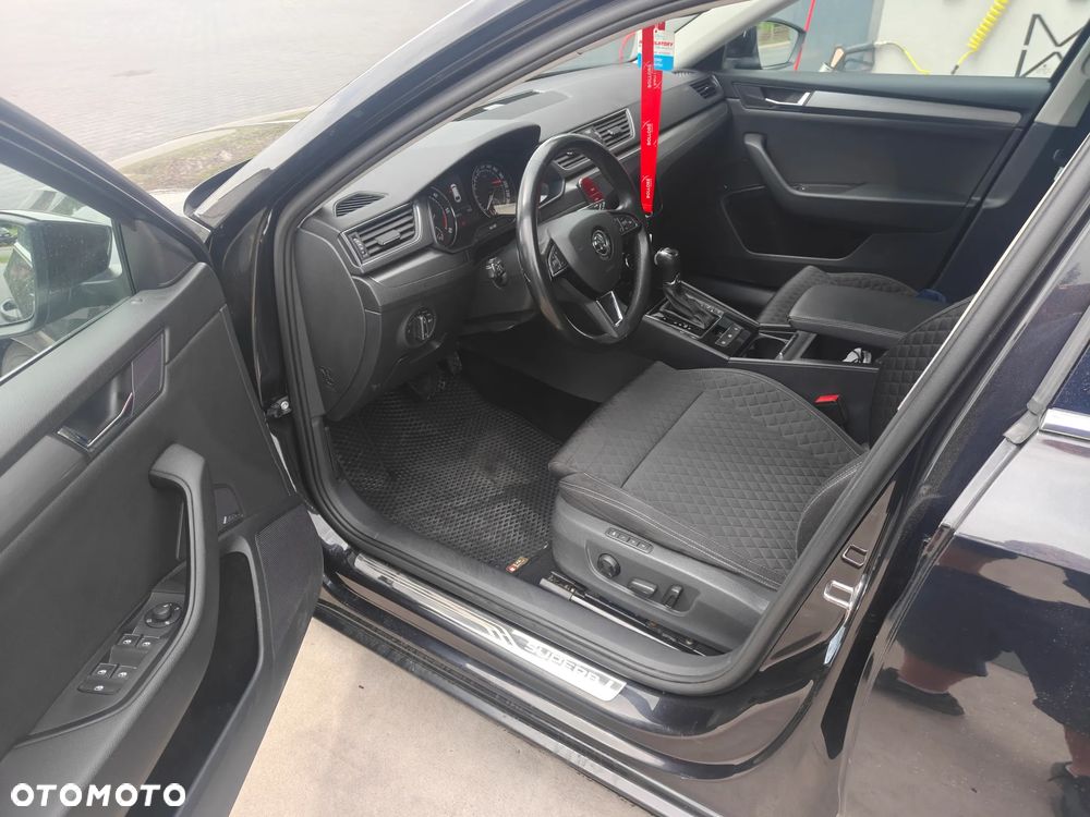 Skoda Superb 2.0 TDI Ambition DSG - 12