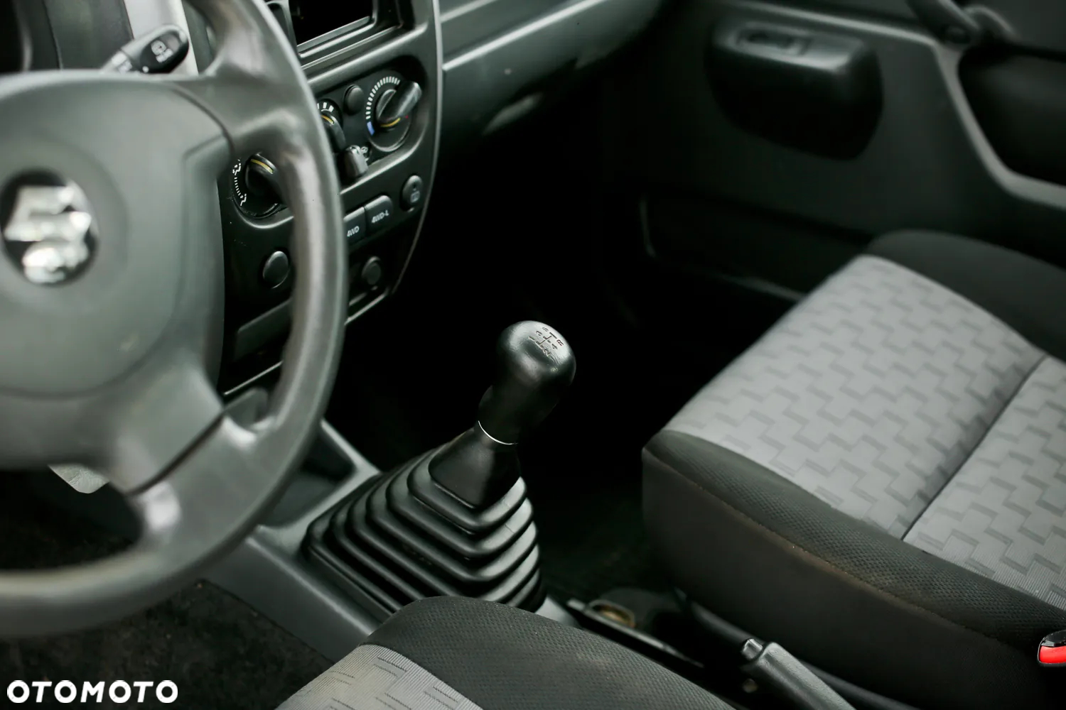 Suzuki Jimny Ranger - 31