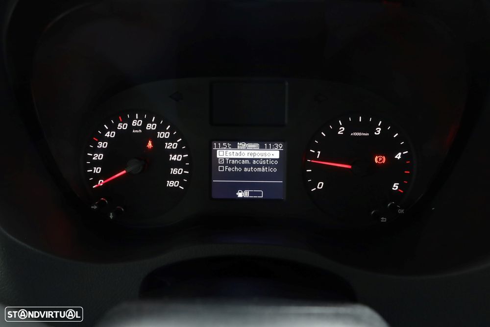 Mercedes-Benz Sprinter 315 CDI/43 Luxo (2+2+2+3) - 38