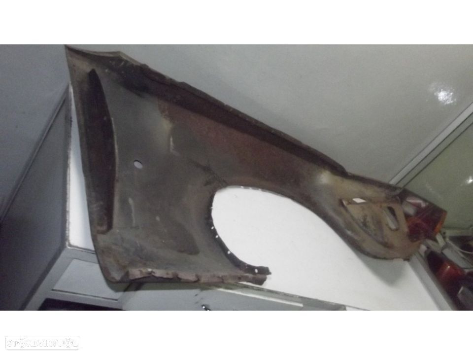 Trimuph TR 7 guarda lamas frente esquerdo - 4