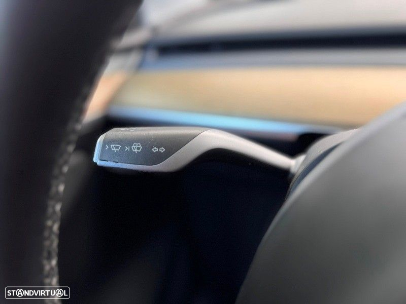 Tesla Model Y RWD - 19