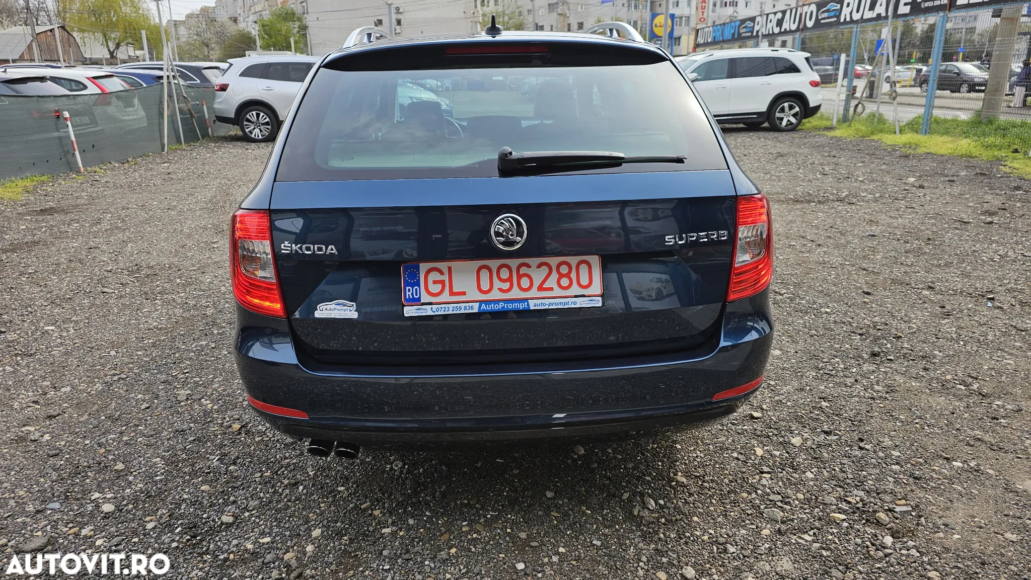 Skoda Superb Combi 2.0 TDI Elegance - 5