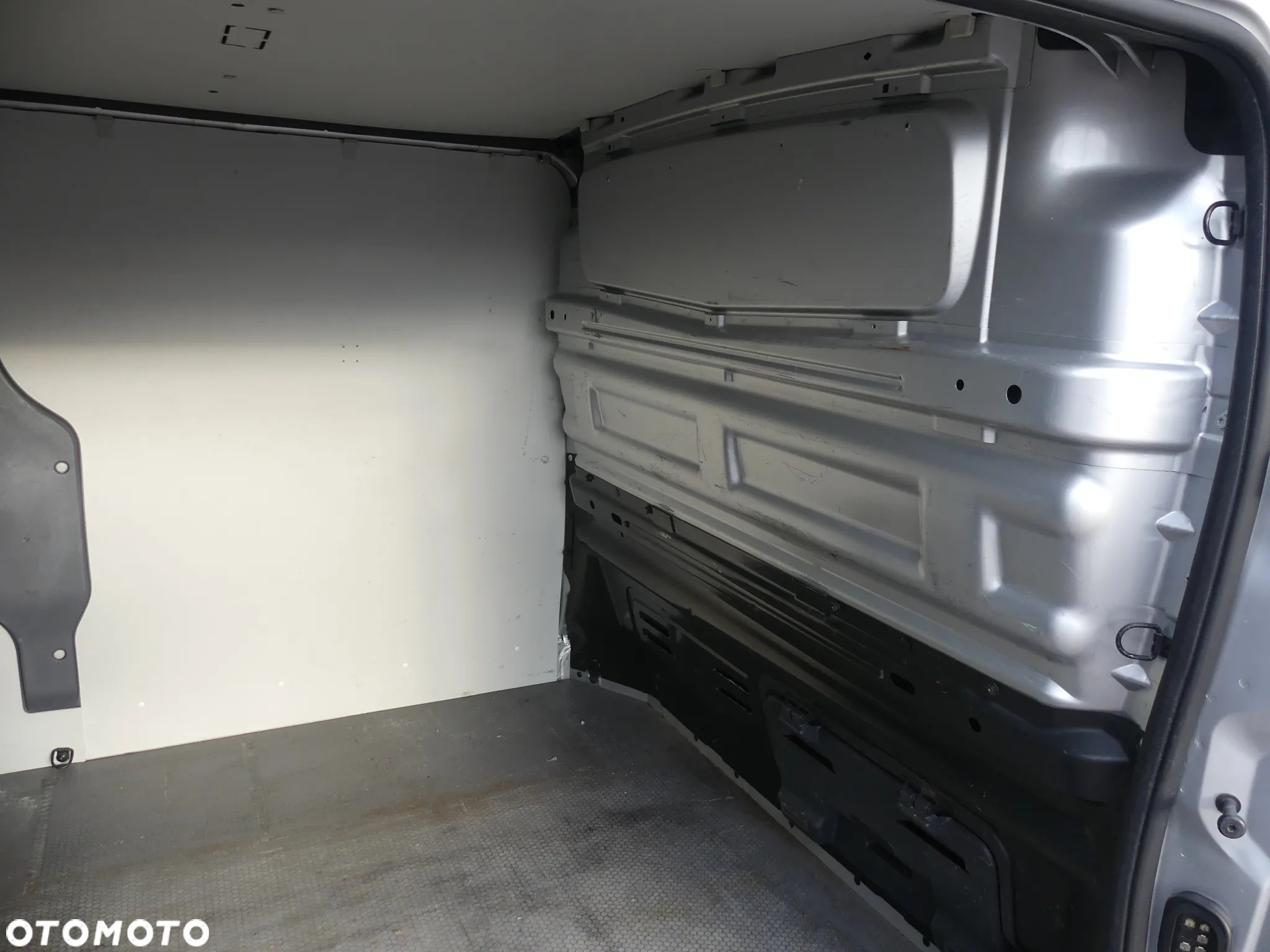 Renault TRAFIC FORMUŁA EDITION - 23