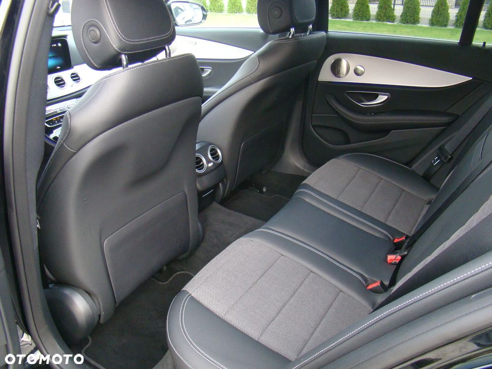 Mercedes-Benz Klasa E 300 de 9G-TRONIC Avantgarde - 30