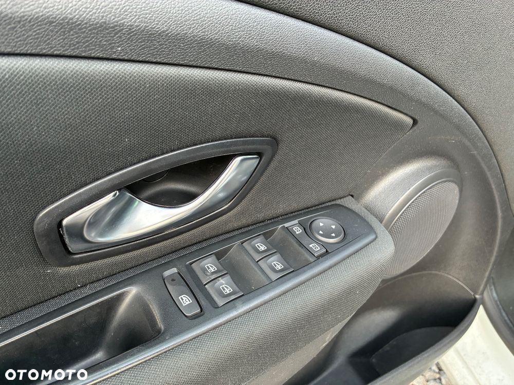 Renault Megane 1.6 16V 110 Dynamique - 13