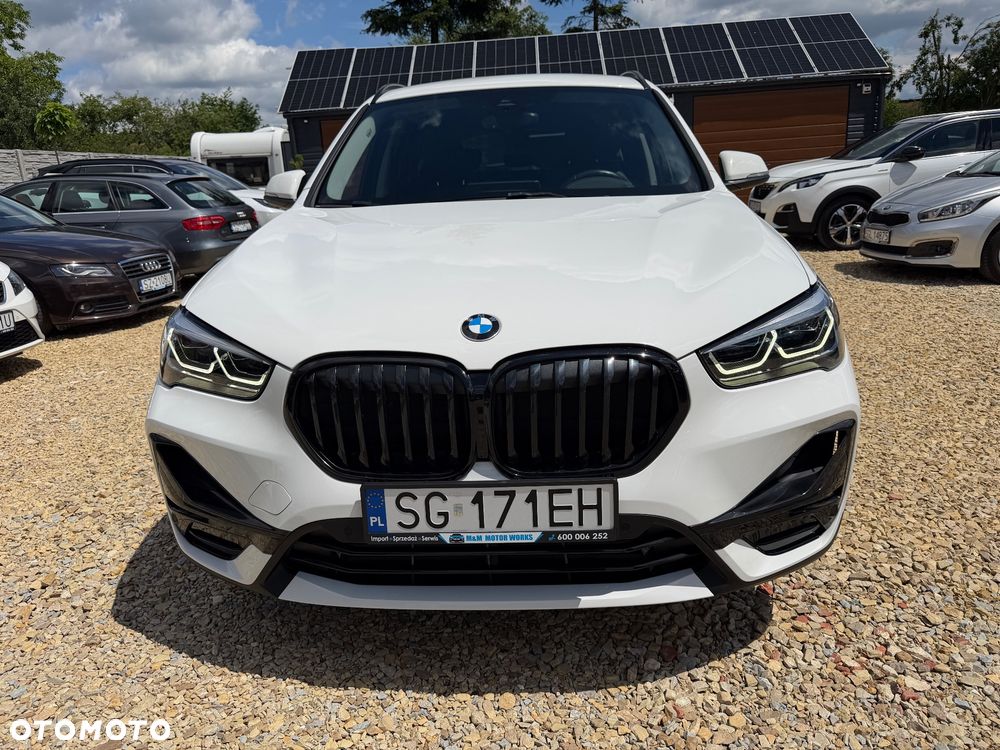 BMW X1 xDrive20d Sport Line - 3