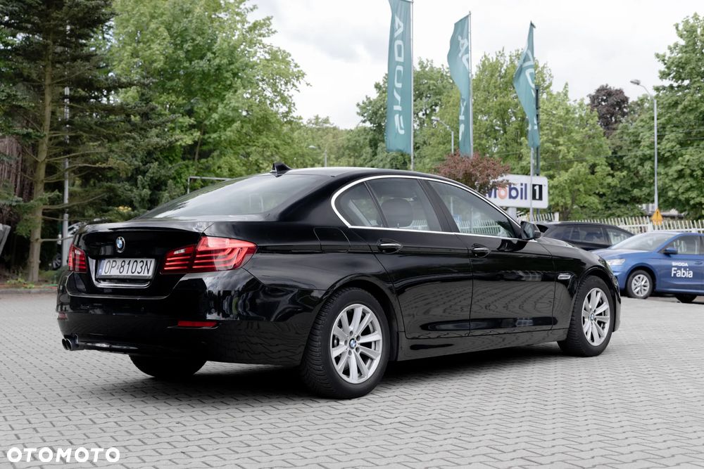 BMW Seria 5 518d - 8