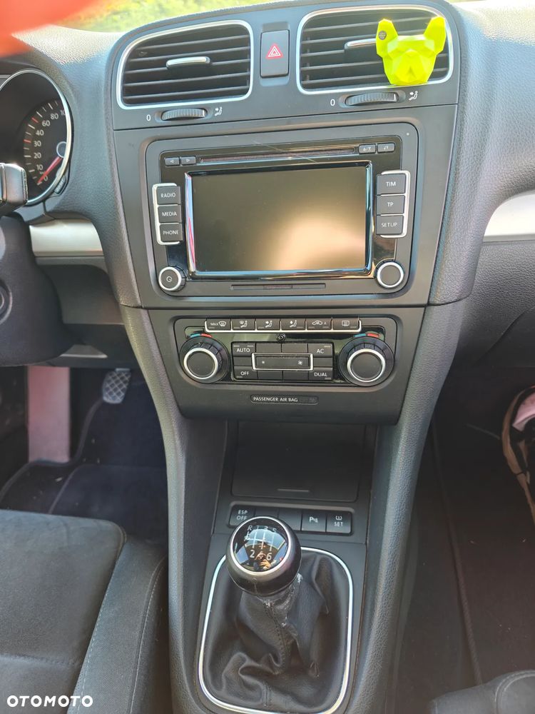 Volkswagen Golf - 16