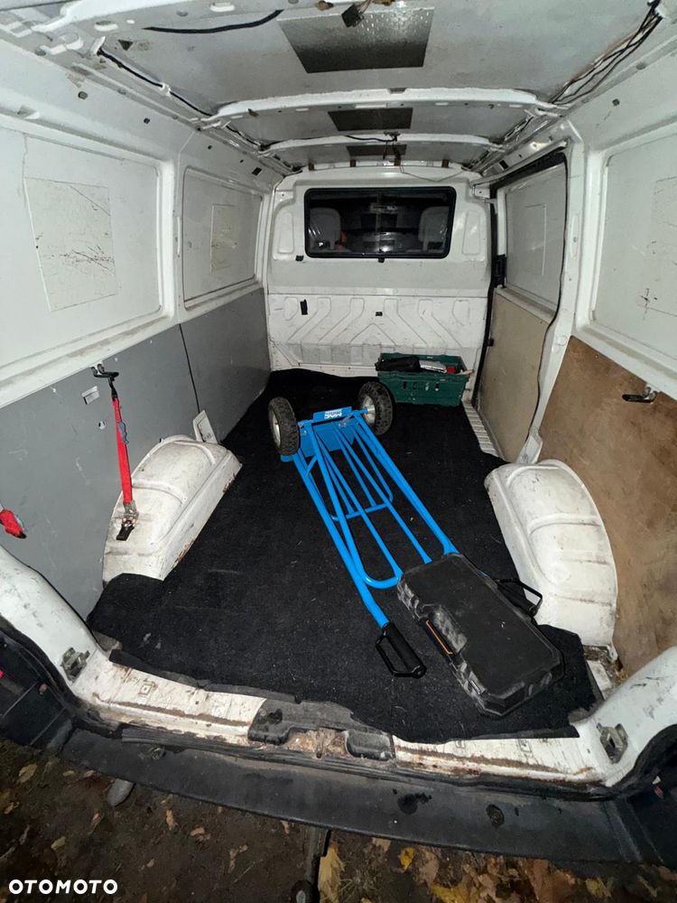 Volkswagen TRANSPORTER - 18