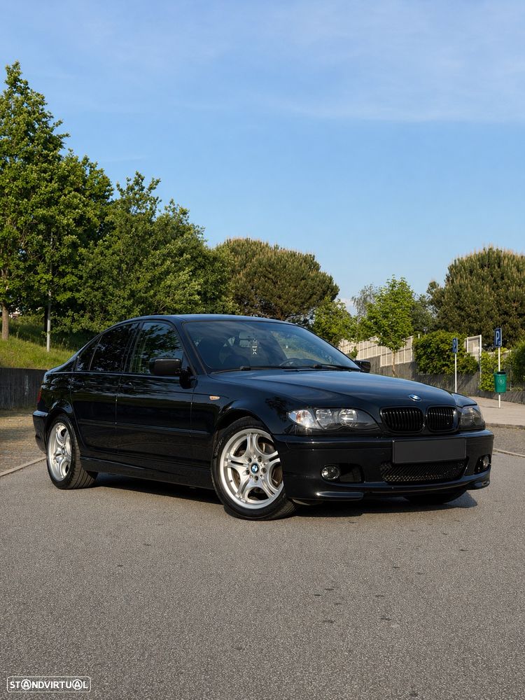 BMW 320 d Sport - 1