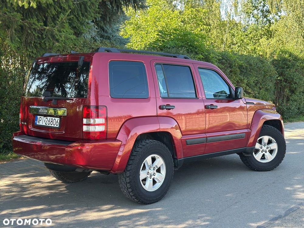 Jeep Liberty - 8