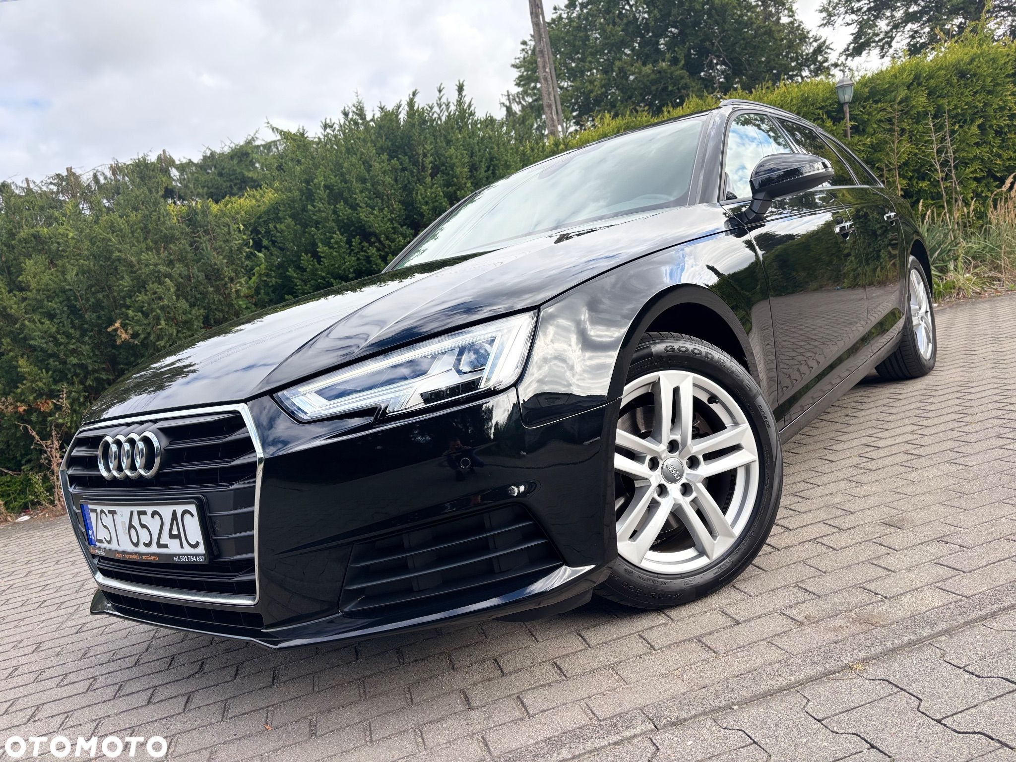 Audi A4 2.0 TDI Design S tronic - 1