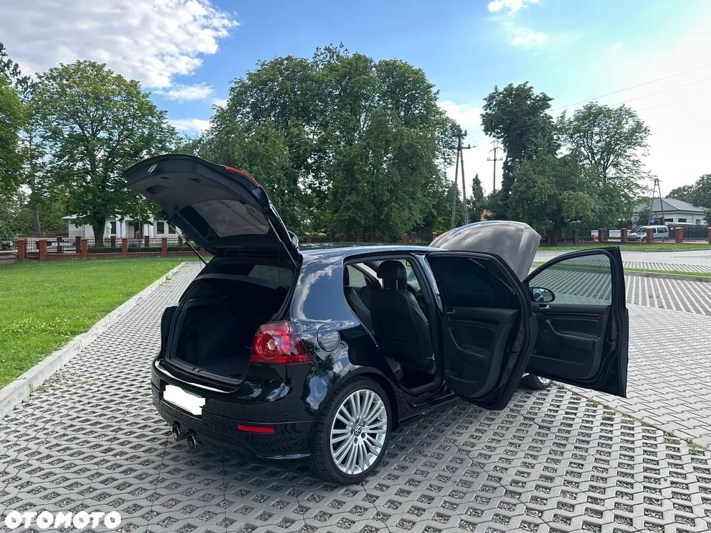 Volkswagen Golf V R32 DSG - 23