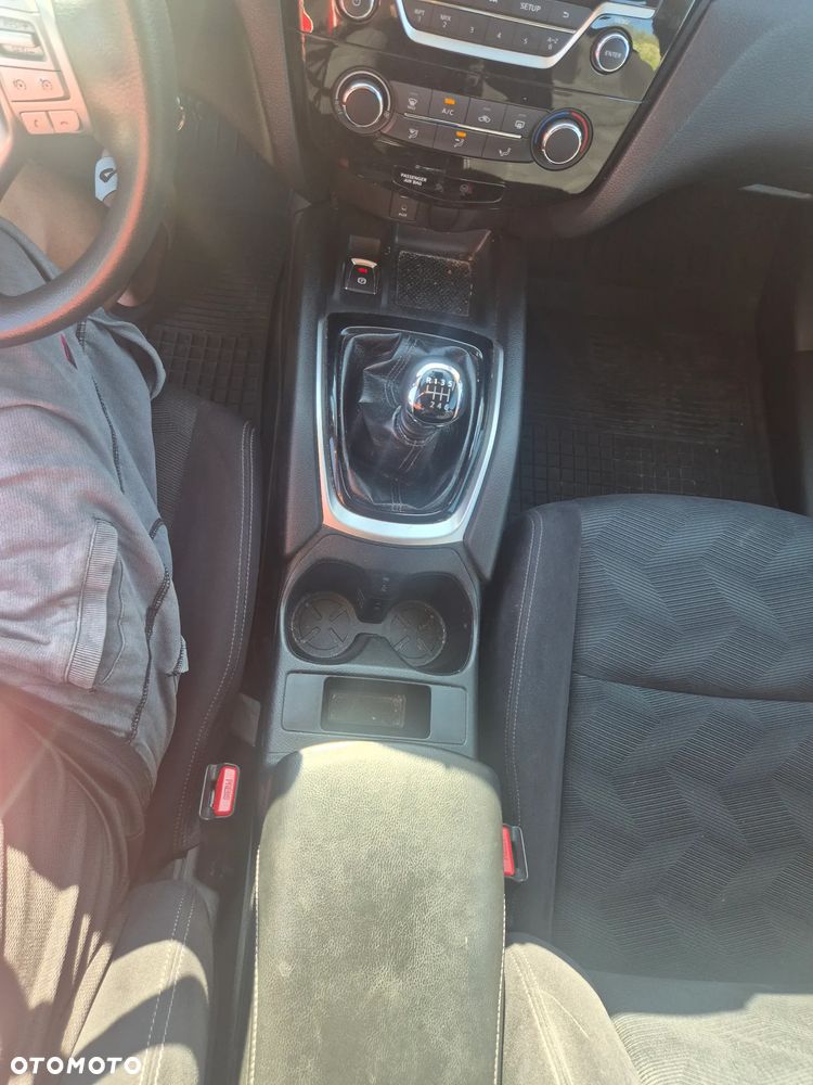 Nissan X-Trail 1.6 DIG-T N-Connecta 2WD - 12