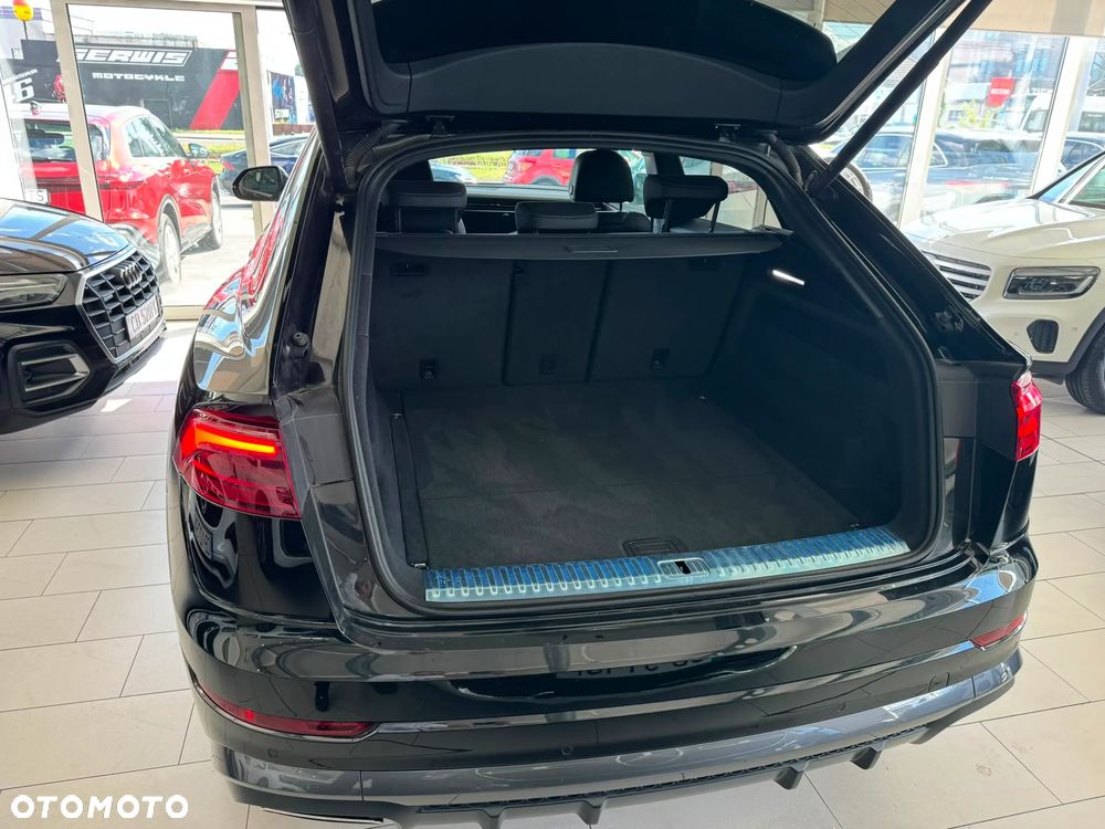 Audi Q8 - 22