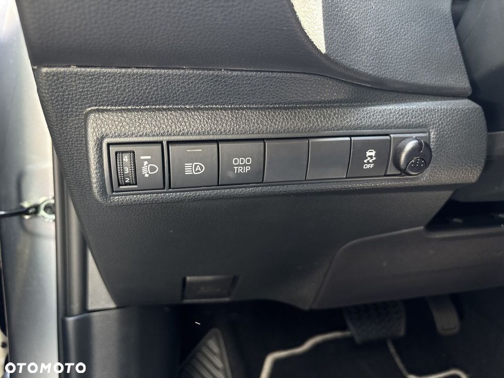 Toyota Corolla 1.8 Hybrid Comfort - 29
