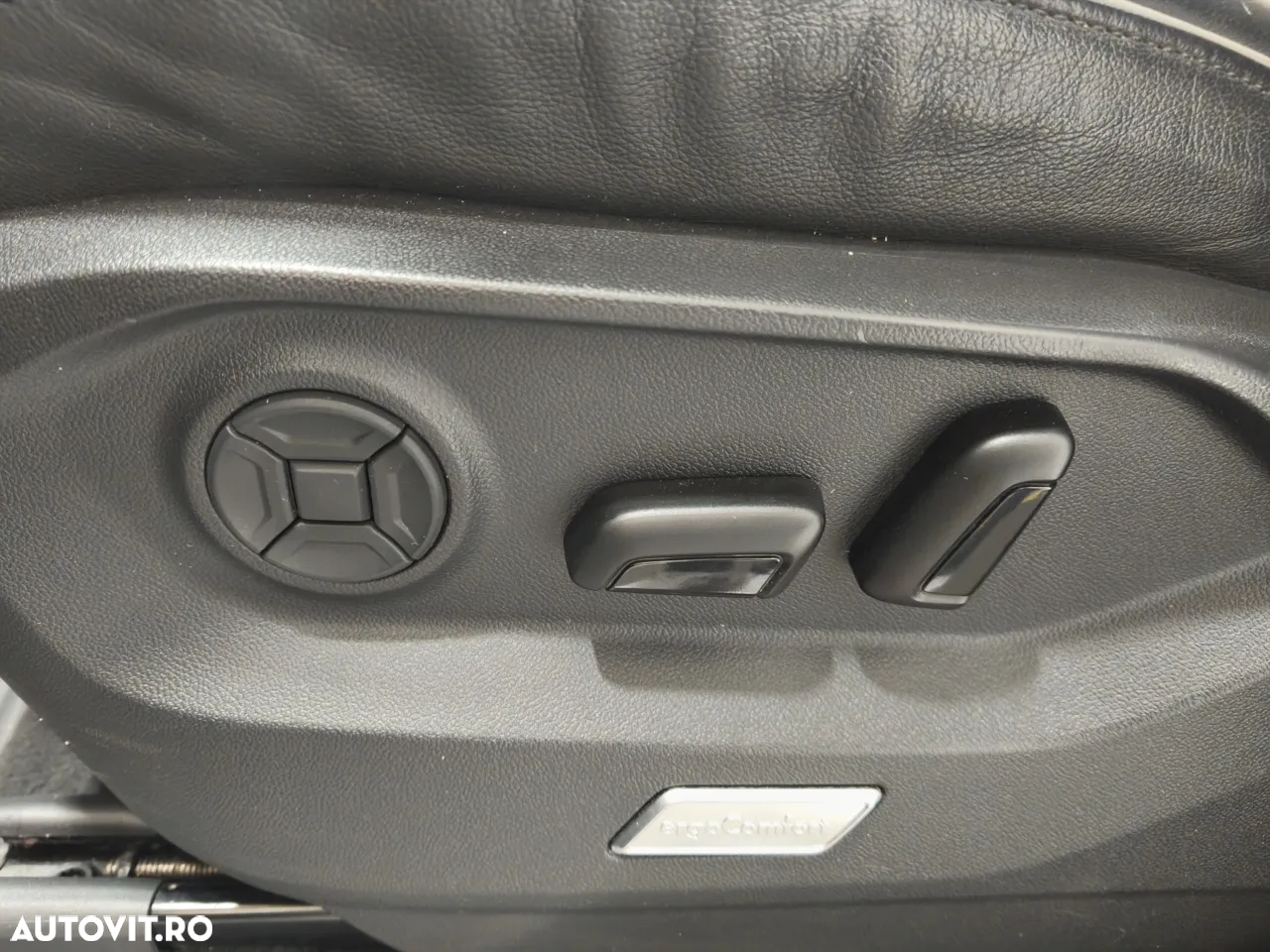 Volkswagen Touareg 3.0 V6 TDI 4Motion DPF Automatik R-Line - 13