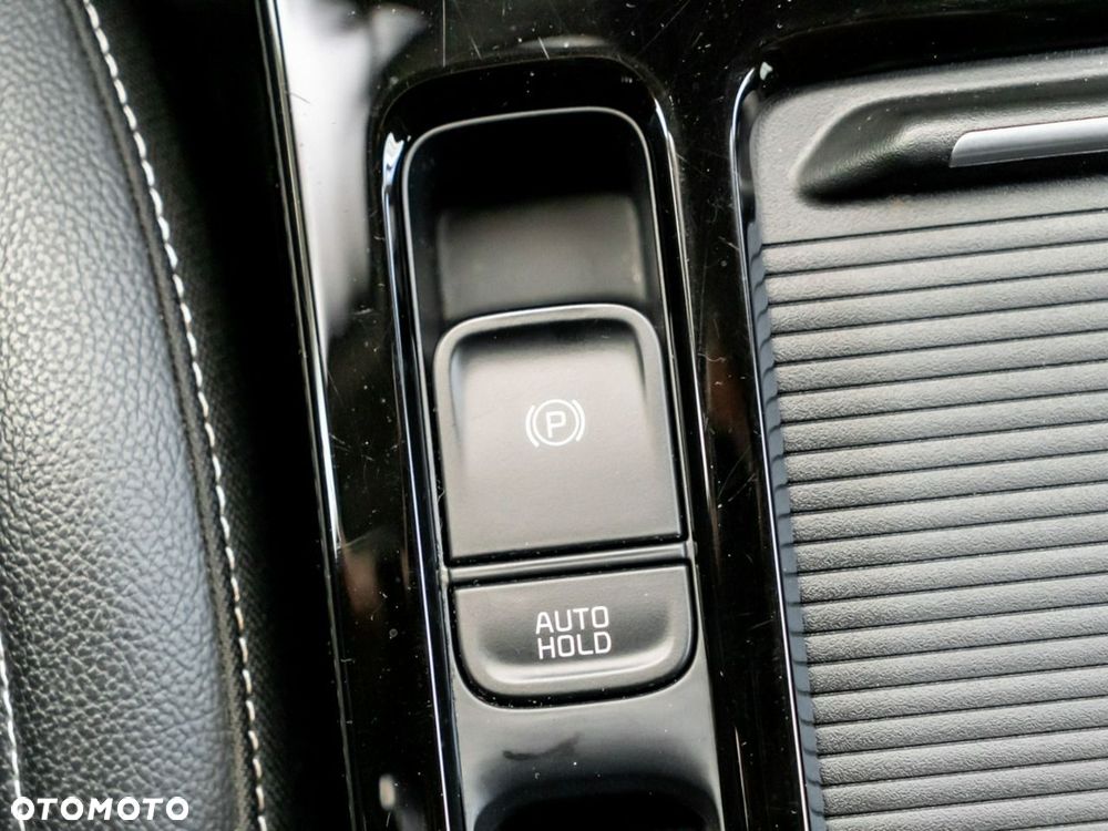 Kia Ceed 1.5 T-GDI Tribute DCT - 17