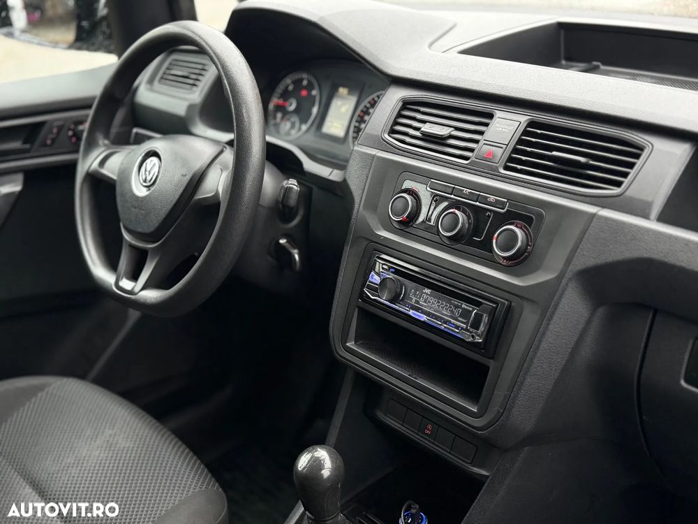 Volkswagen Caddy - 9