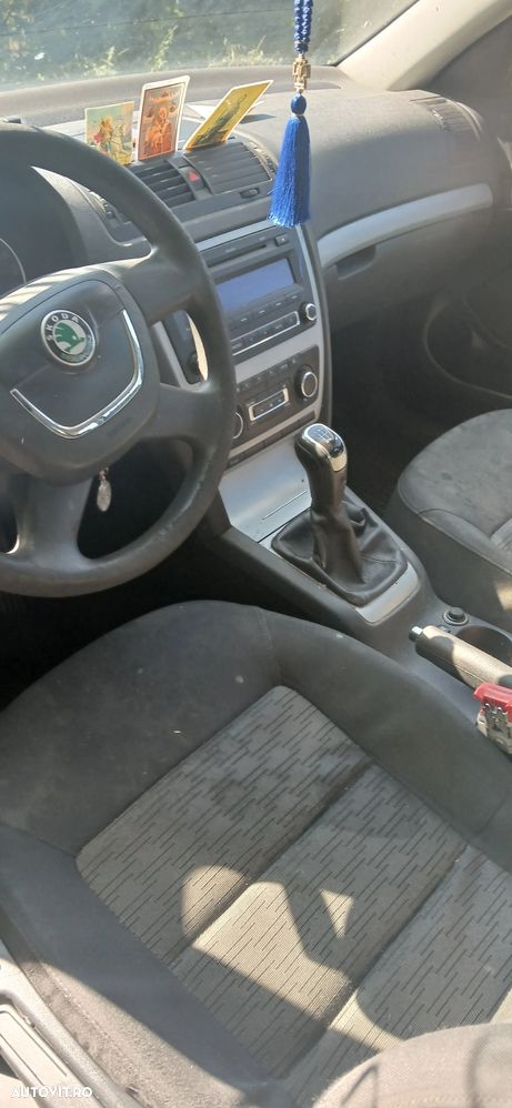 Skoda Octavia 1.6 TDI Classic - 8